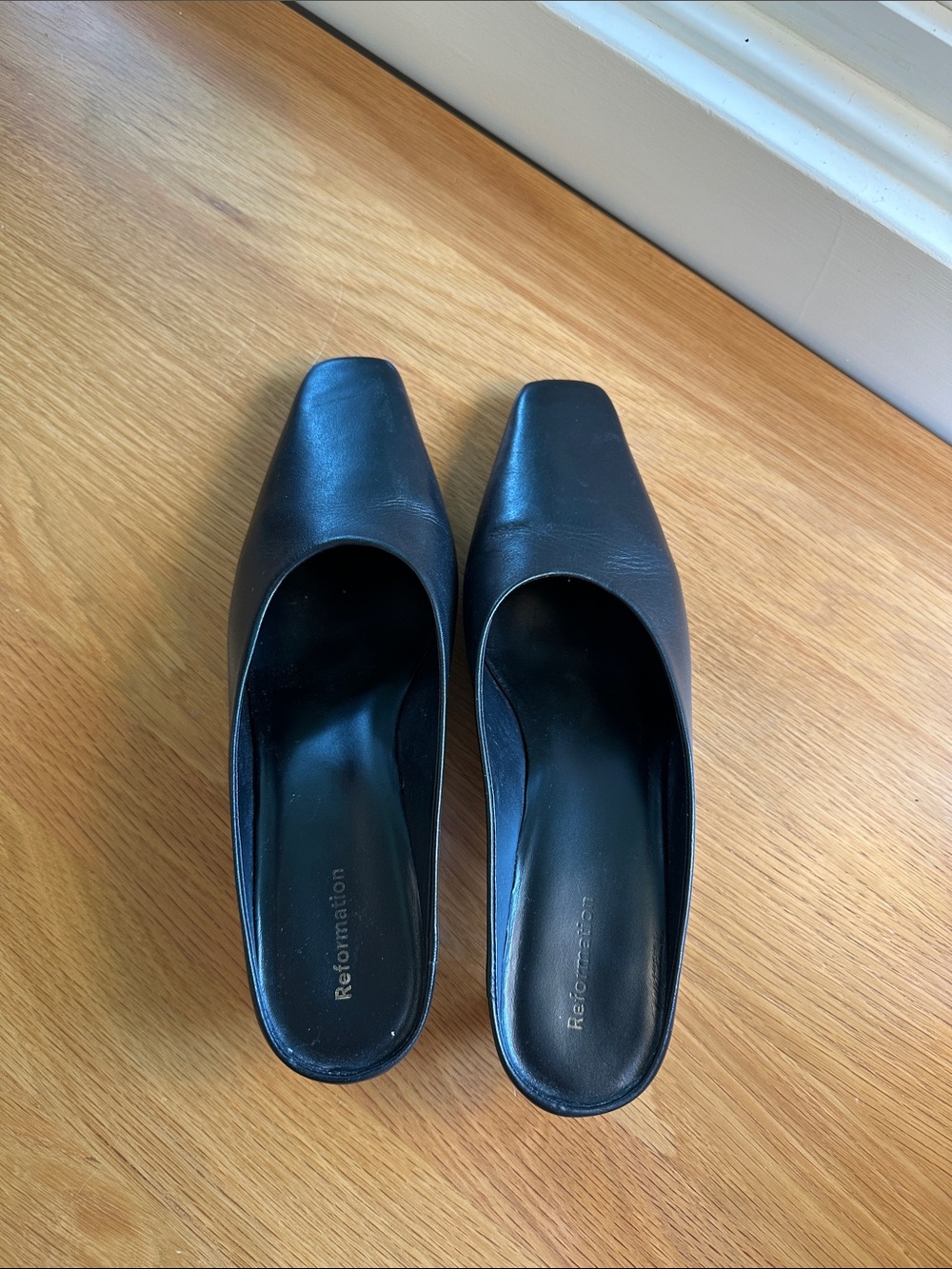 Reformation Black Pointed-Toe Leather Mule Heels - Picture 2 of 4